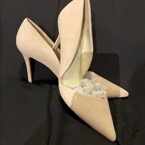 Bcbgmaxazria Soft Blush Suede Pump SZ-13
